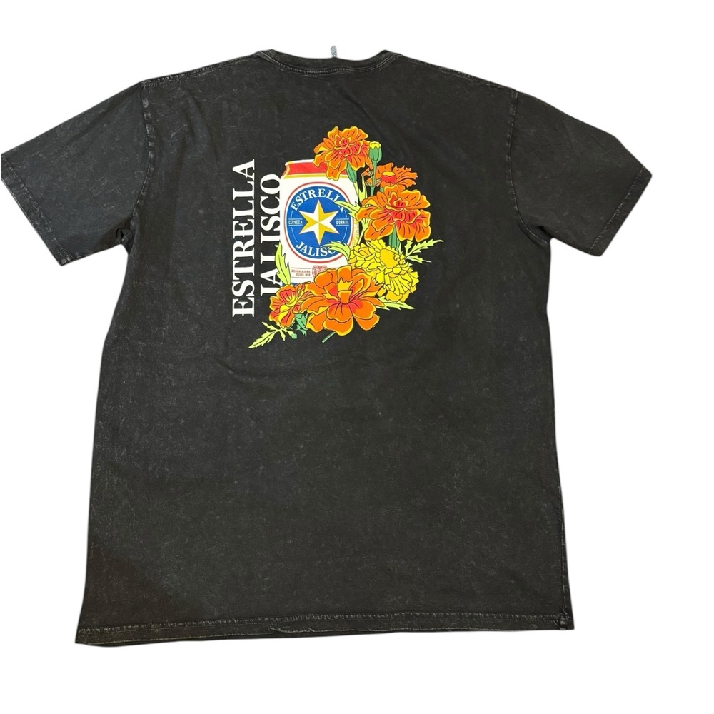 Estrella Jalisco s/s crewneck tee in distressed black. Size XL. NWOT